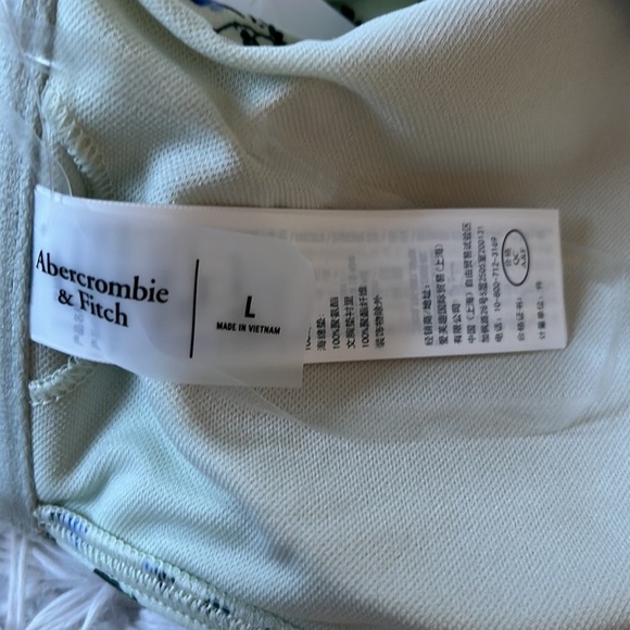 New Abercrombie & Fitch Women’s floral print bandeau bikini top size Large - Picture 10 of 11